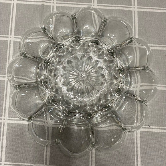 Vtg Anchor Hocking Prescut Clear Glass Holds 12 Deviled Eggs Relish Tray Platter - Picture 3 of 6